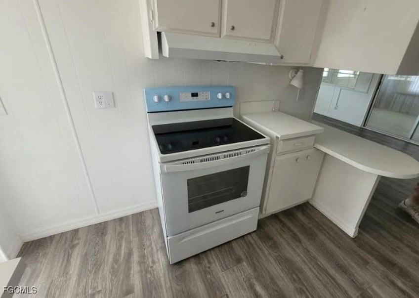 2774 Wedgewood Dr - Photo 2 of 11