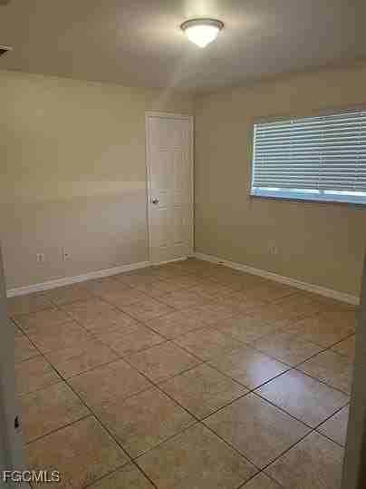 829 Ne 15th Ln - Photo 7 of 10