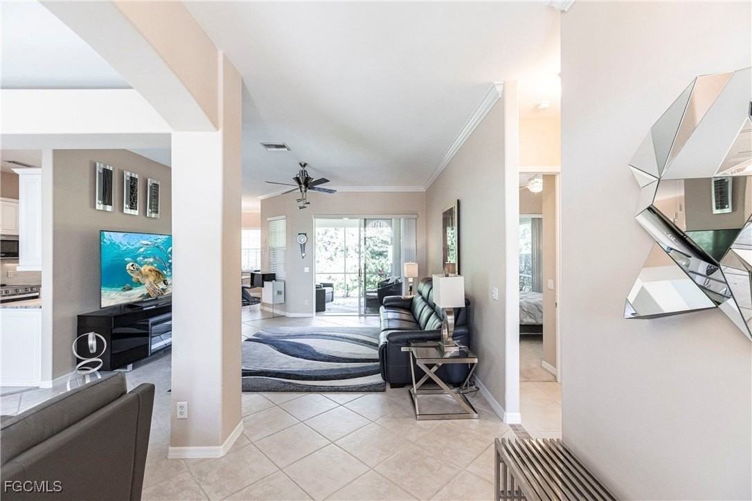 9013 W Ridge Ct - Photo 6 of 43