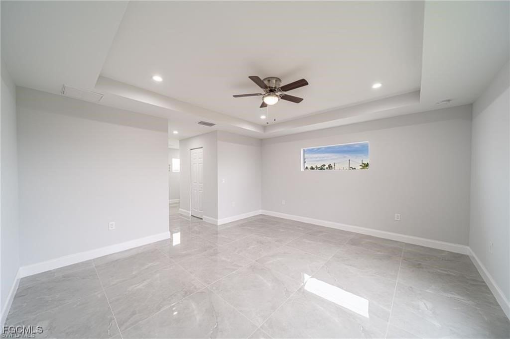 317 Nw 13th Ter - Photo 6 of 14