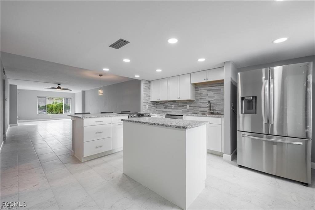 2244 Winkler Ave Apt 207 #207 - Photo 4 of 29