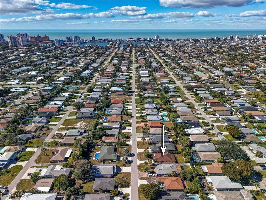 759 96th Ave N - Photo 2 of 25