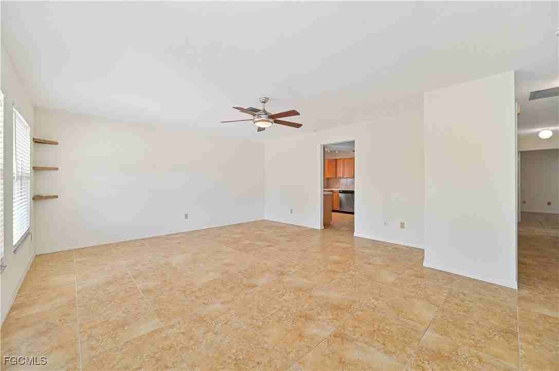 759 96th Ave N - Photo 7 of 34