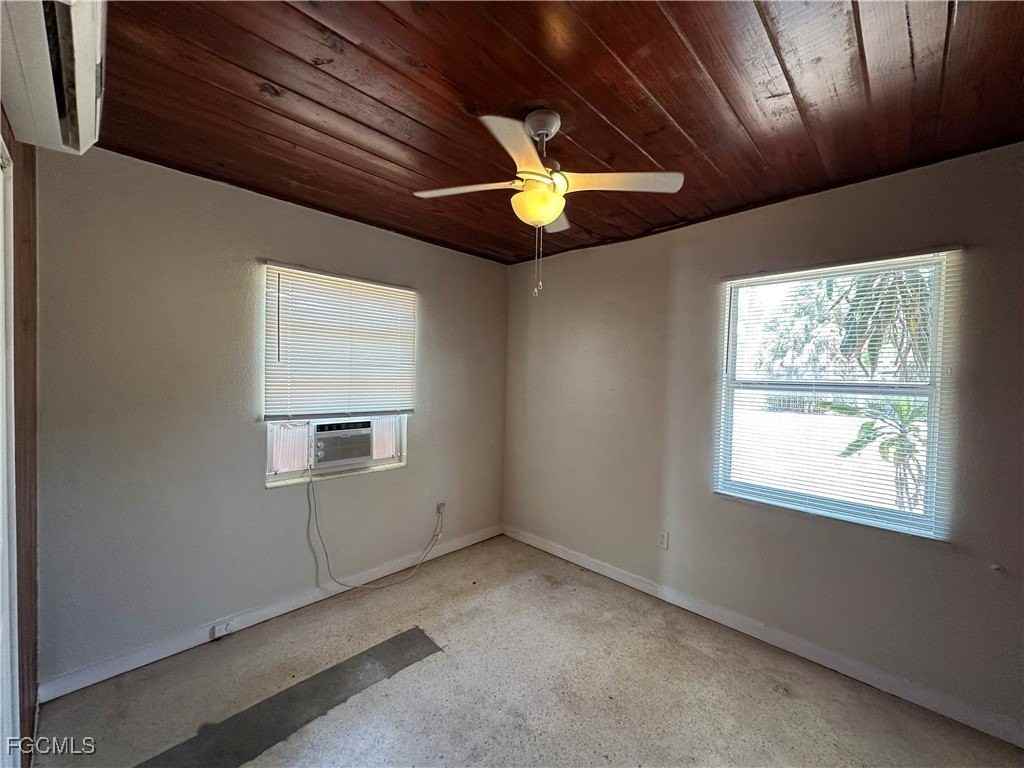 1935 Ricardo Ave - Photo 4 of 8