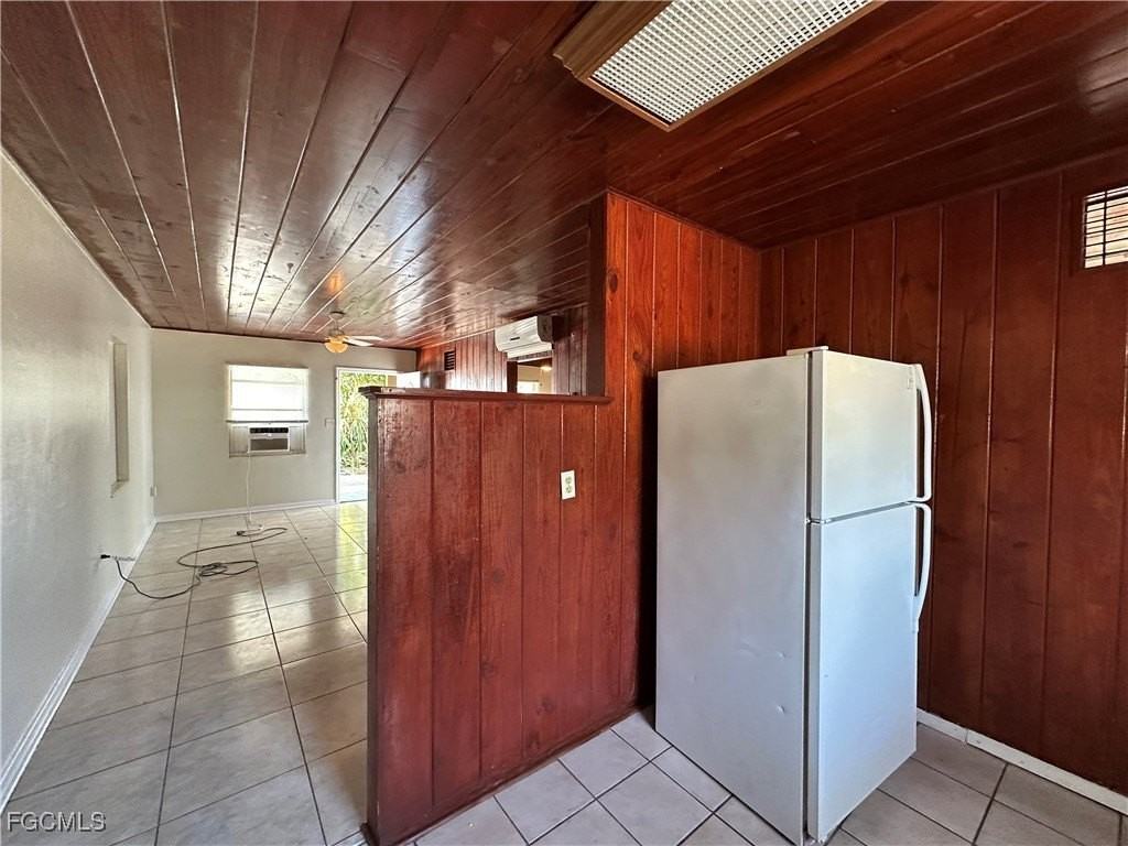 1935 Ricardo Ave - Photo 6 of 8