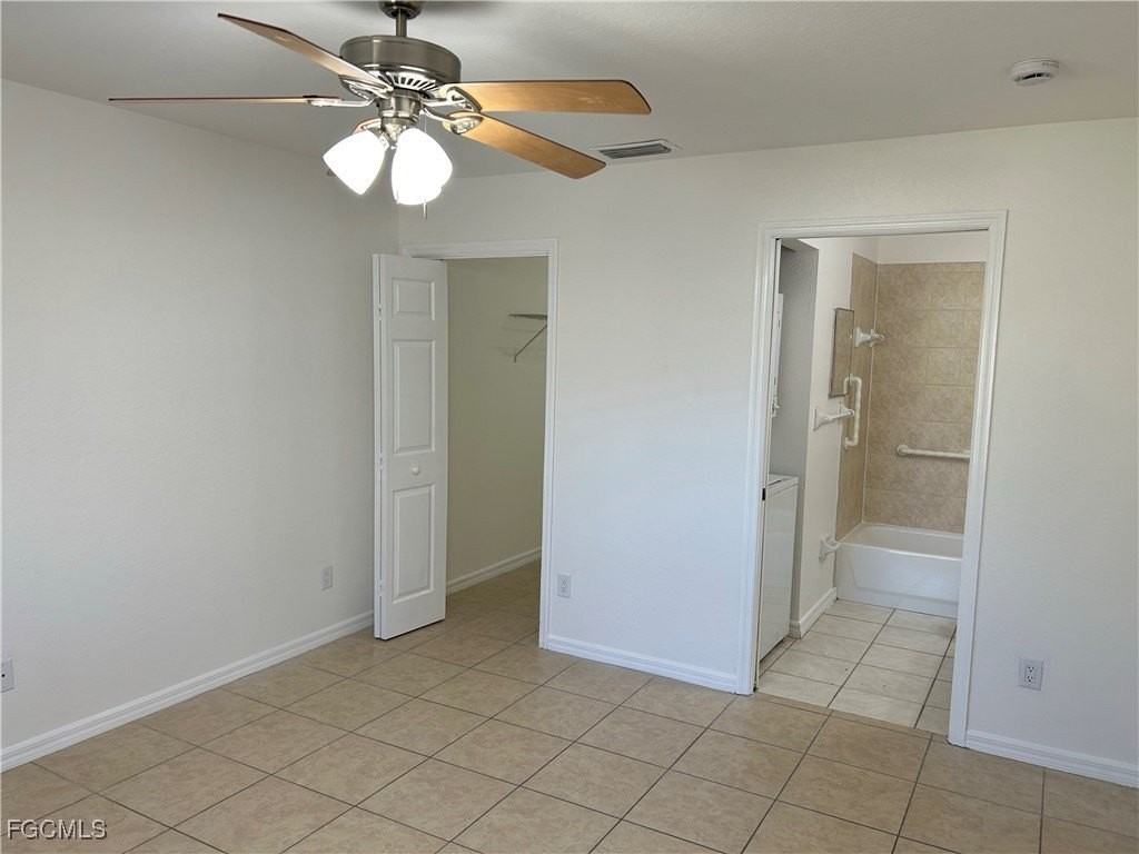 2936 Se Santa Barbara Pl Apt A #A - Photo 7 of 8