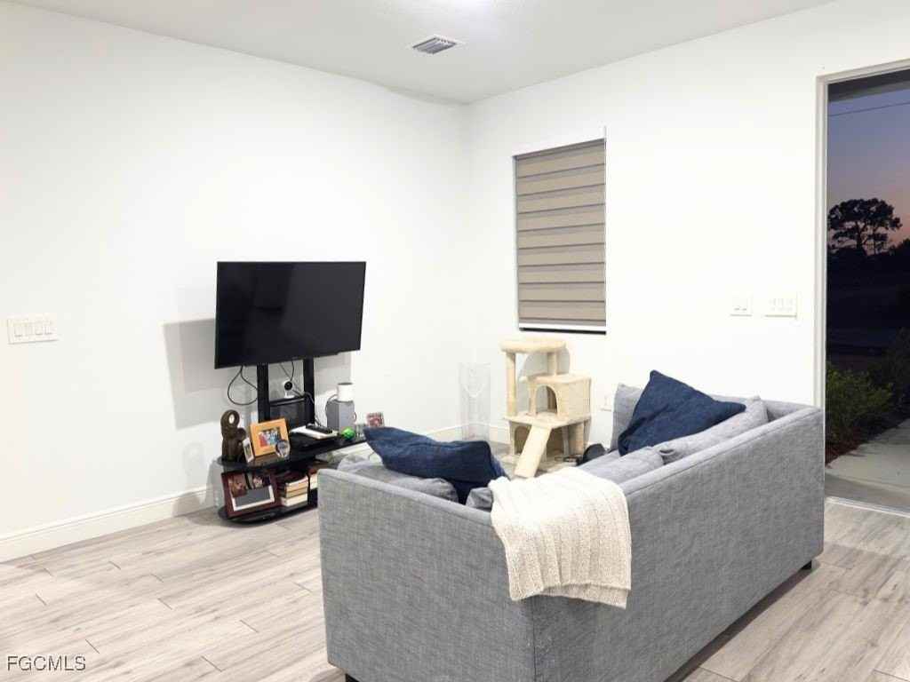 8033 Melody Cir - Photo 6 of 15