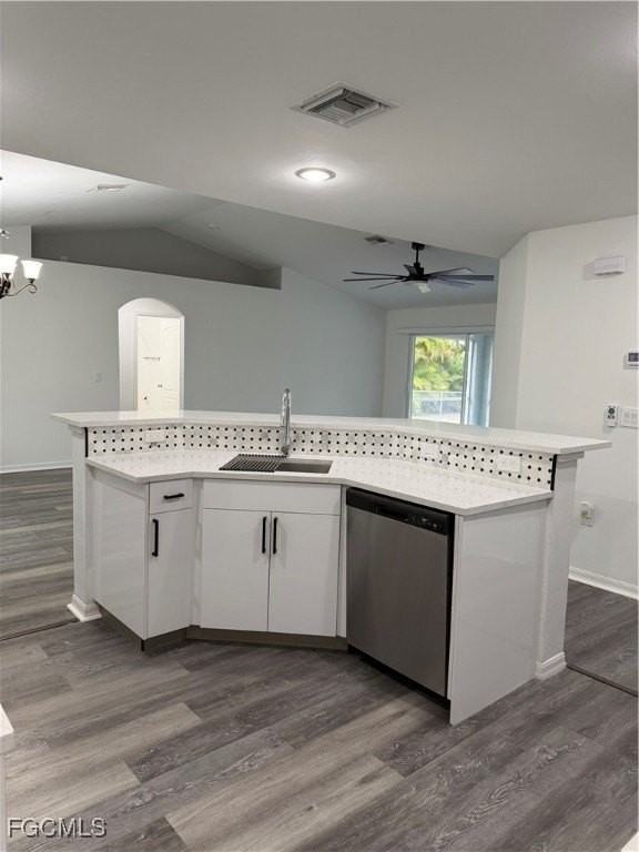 2709 Nw 1st Pl - Photo 6 of 29