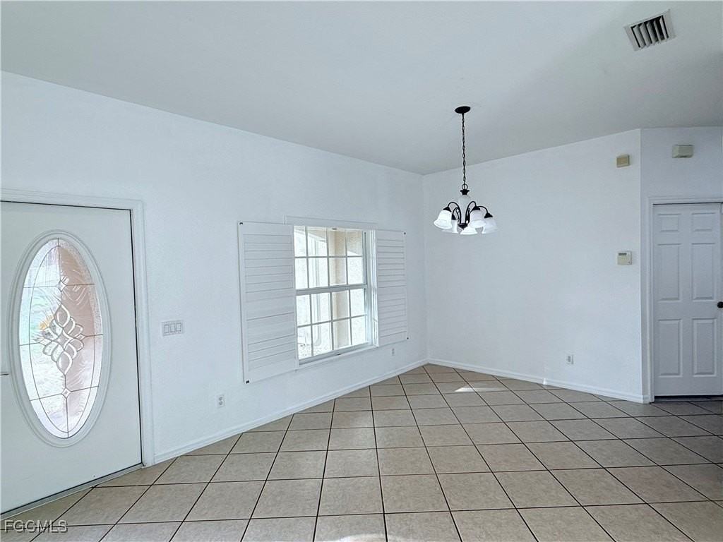 8258 Silver Birch Way - Photo 7 of 29