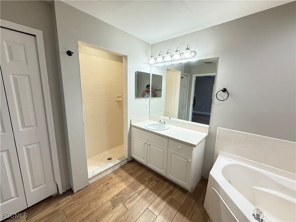 629 Dauphine Ave S - Photo 7 of 12