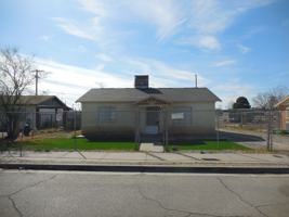 featured image of 8916 Otyokwa Way #1