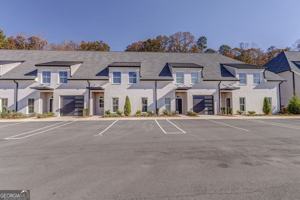 featured image of 77 Chateau Dr Se