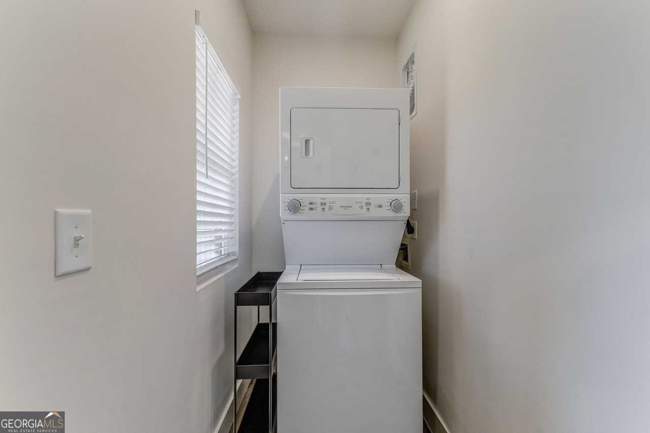 77 Chateau Dr Se - Photo 7 of 50