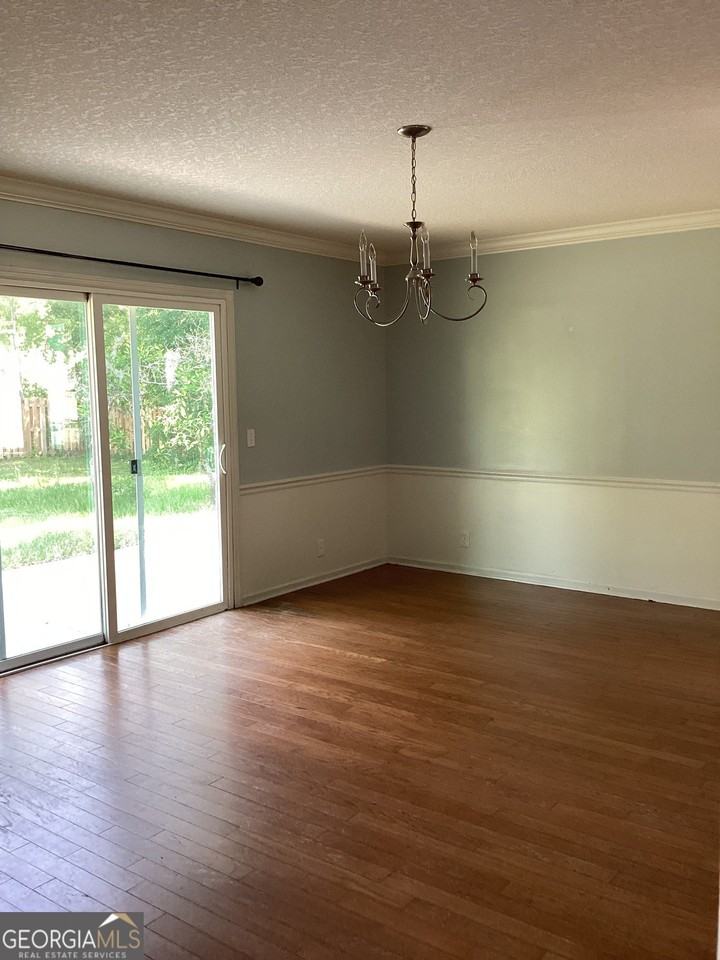 2902 Plantation Dr - Photo 6 of 22