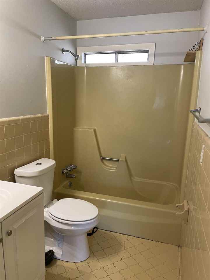 225 Pressley Way - Photo 6 of 10