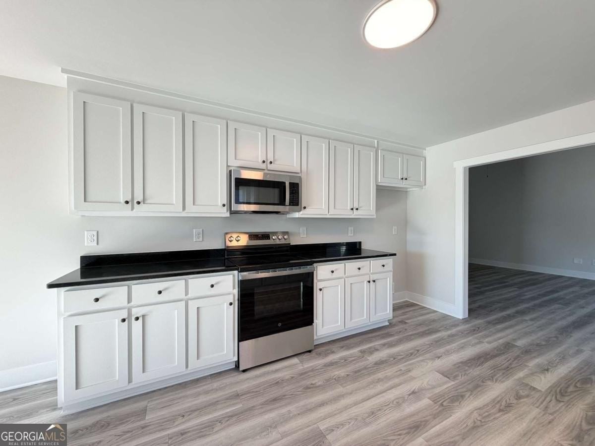 106 Charlie Way - Photo 4 of 23