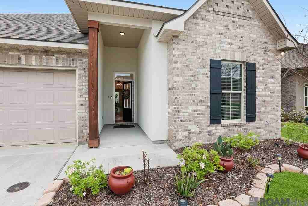 2429 Bald Cypress Dr - Photo 2 of 28