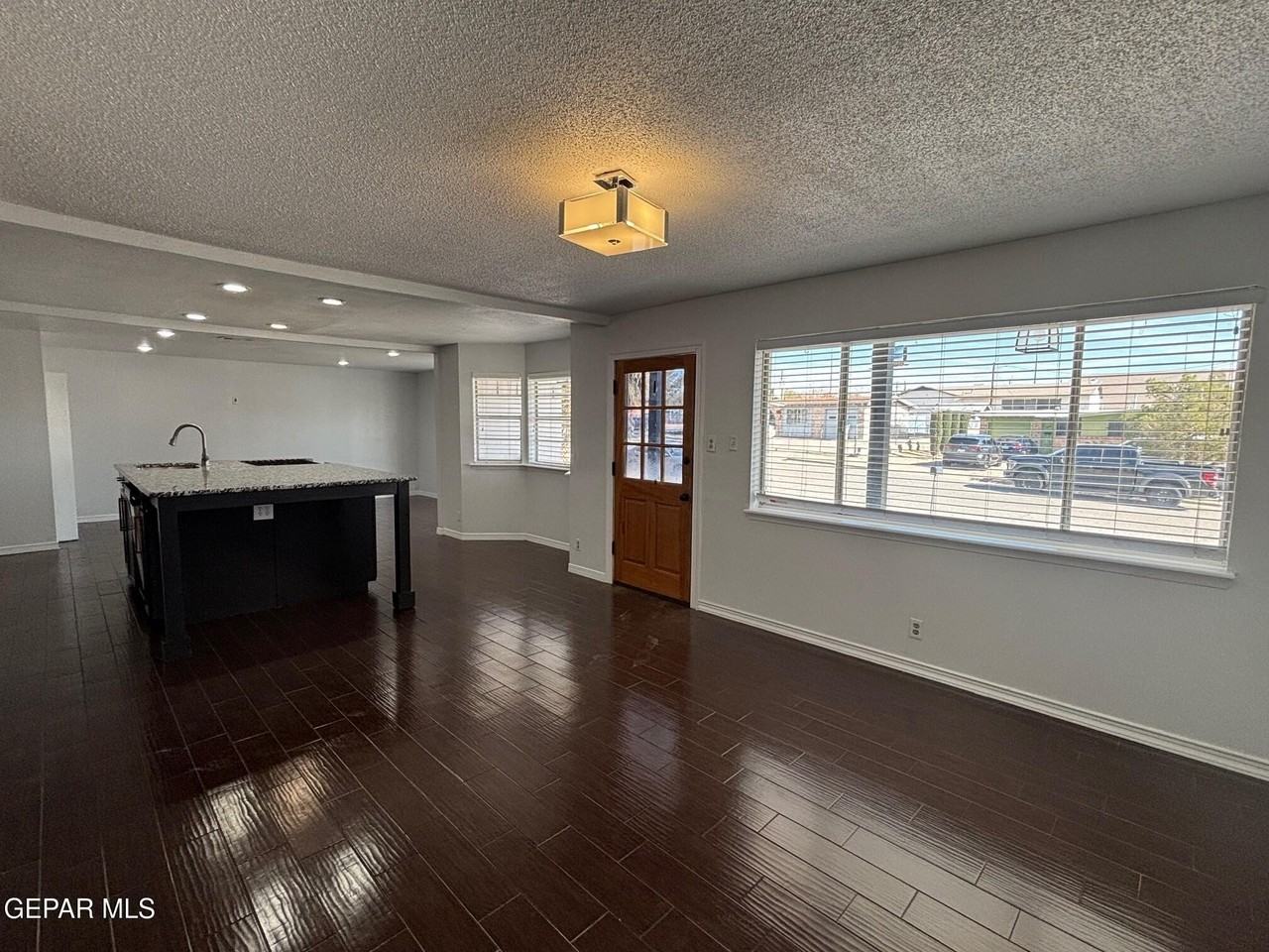 8079 Disney Dr - Photo 4 of 19