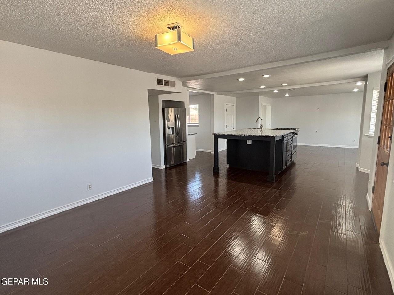 8079 Disney Dr - Photo 5 of 19