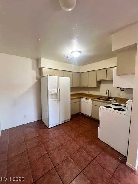 519 Fir St #D - Photo 3 of 10