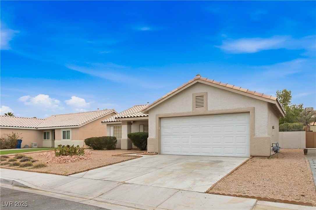 427 Yarnell Dr - Photo 7 of 30