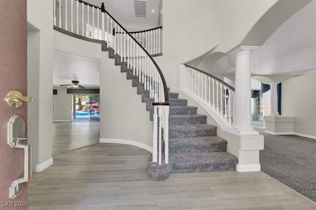 8932 Bracken Cliff Ct - Photo 4 of 44