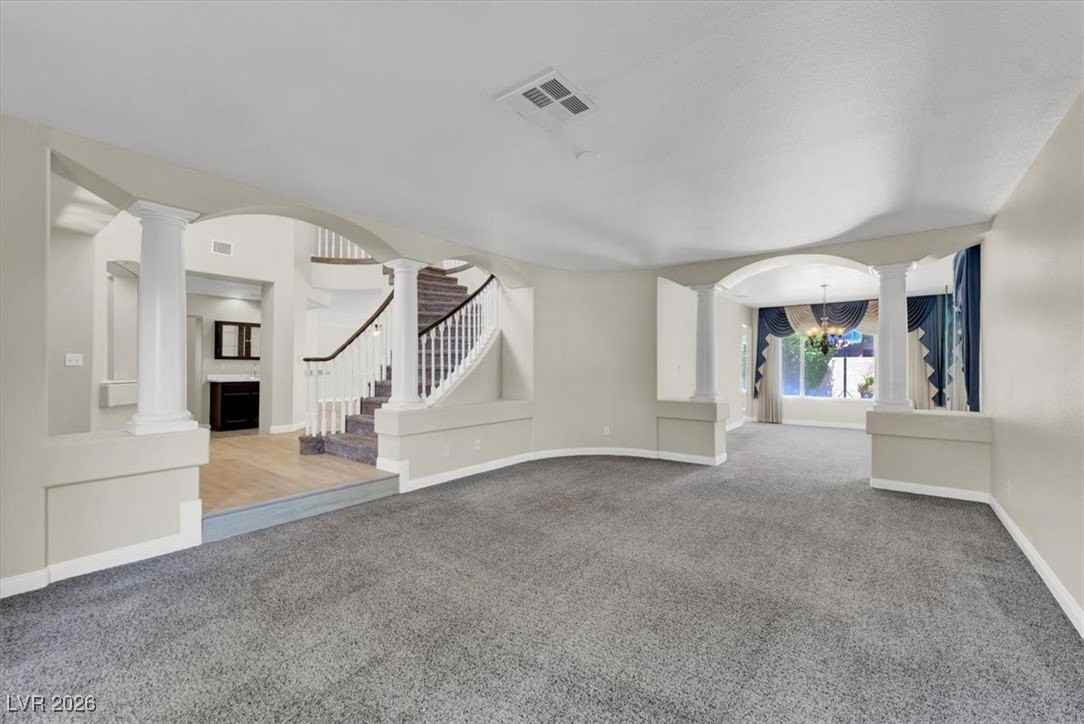 8932 Bracken Cliff Ct - Photo 5 of 44