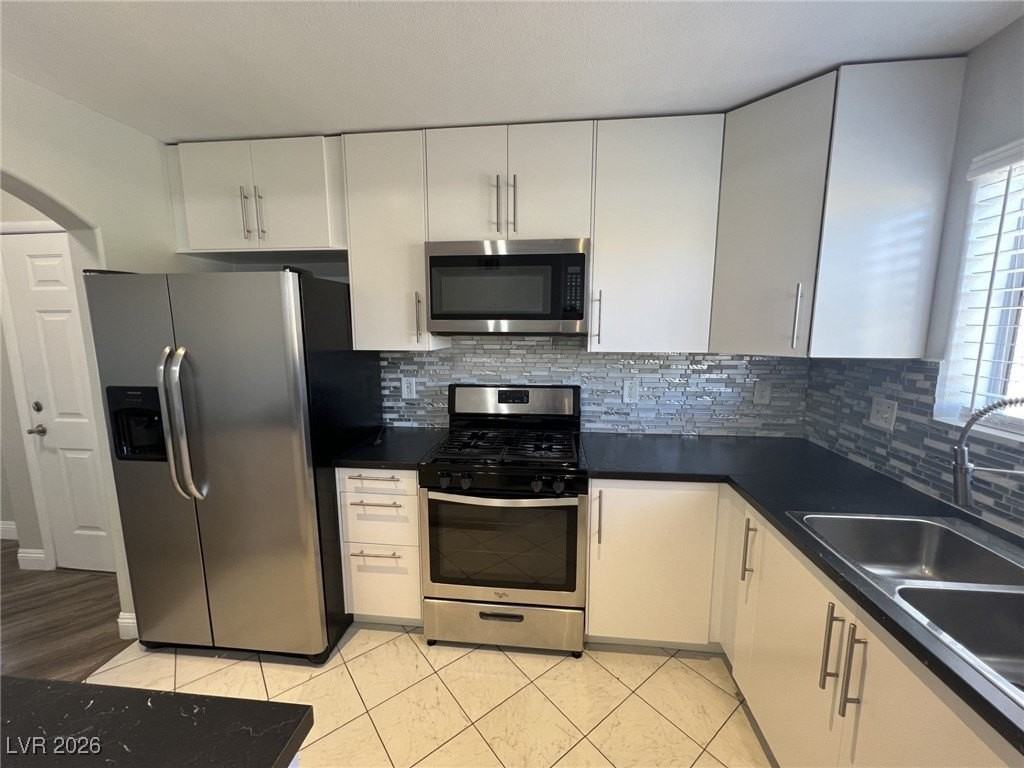 10552 Pine Pointe Ave #201 - Photo 3 of 29