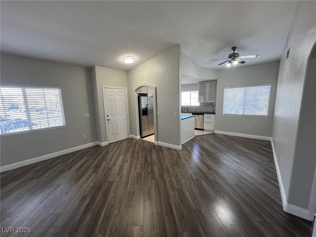 10552 Pine Pointe Ave #201 - Photo 4 of 29