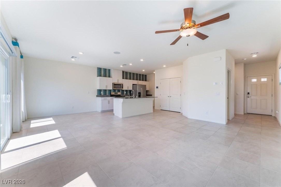 1825 Jennifer Brook Pl - Photo 6 of 38