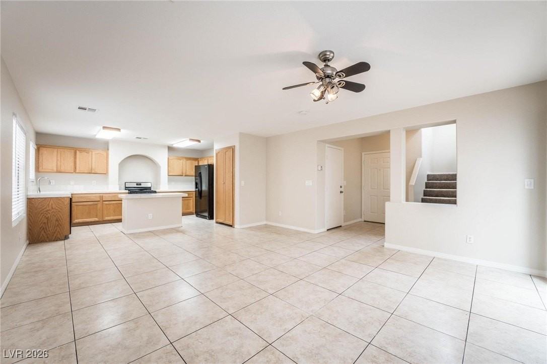 7277 Bindweed Rd - Photo 5 of 32