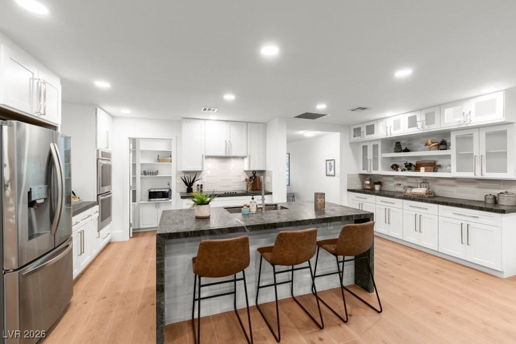 1621 Franklin Ave - Photo 4 of 45