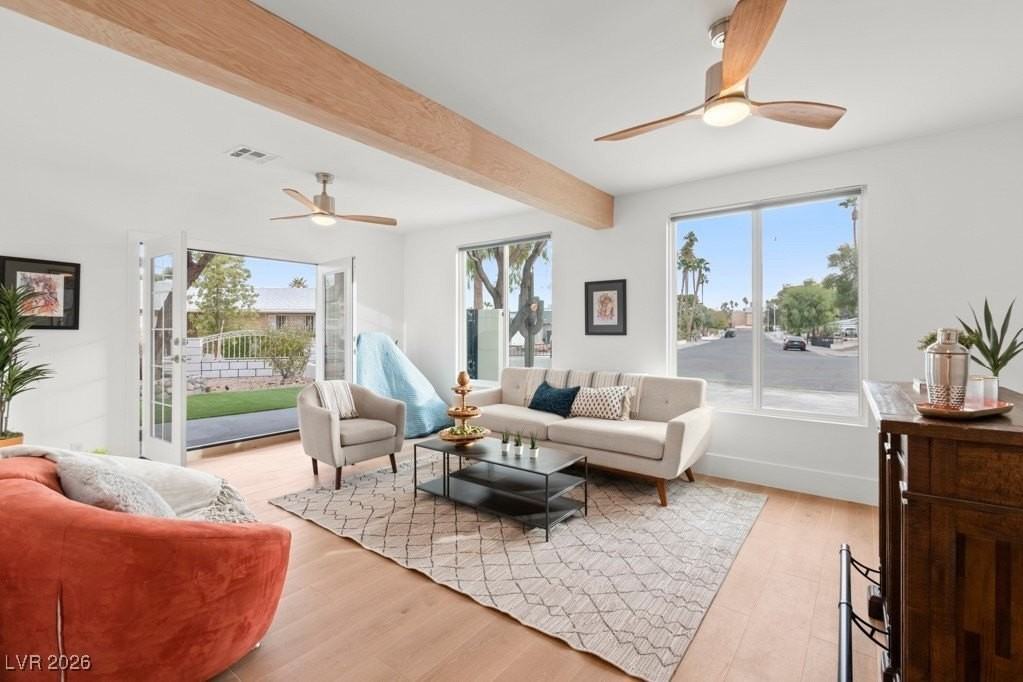 1621 Franklin Ave - Photo 5 of 45