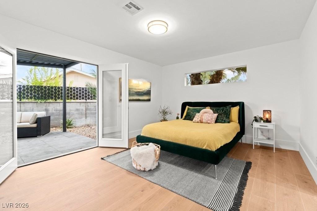 1621 Franklin Ave - Photo 6 of 45