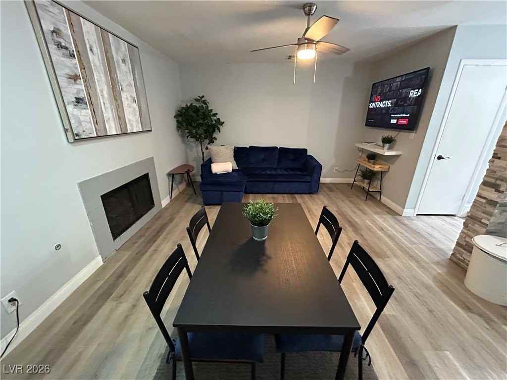 5045 Spencer St #B - Photo 4 of 28