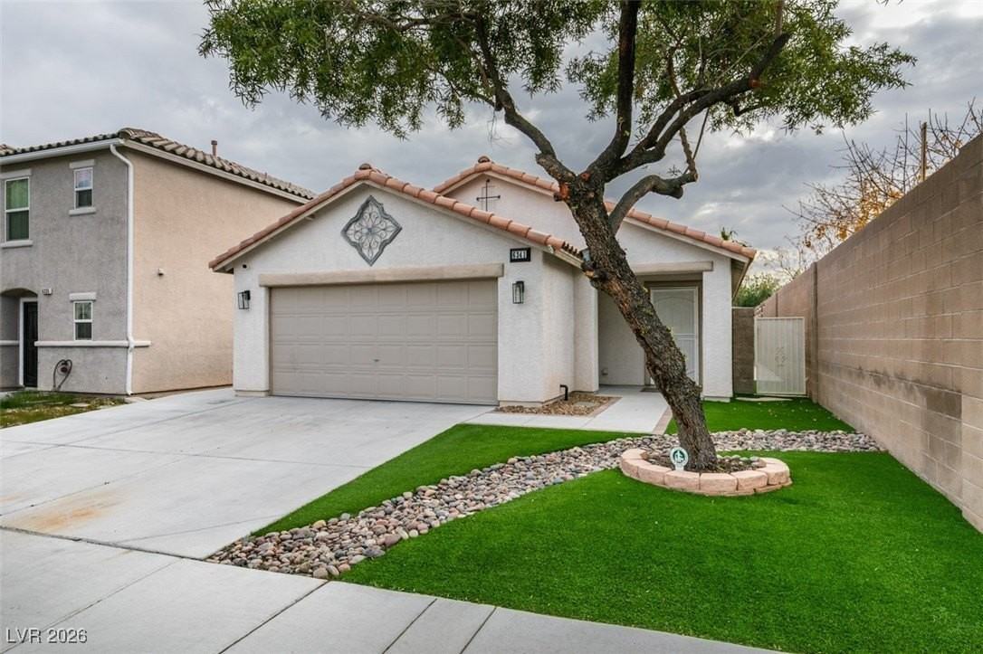 6341 W Haleh Ave - Photo 6 of 39