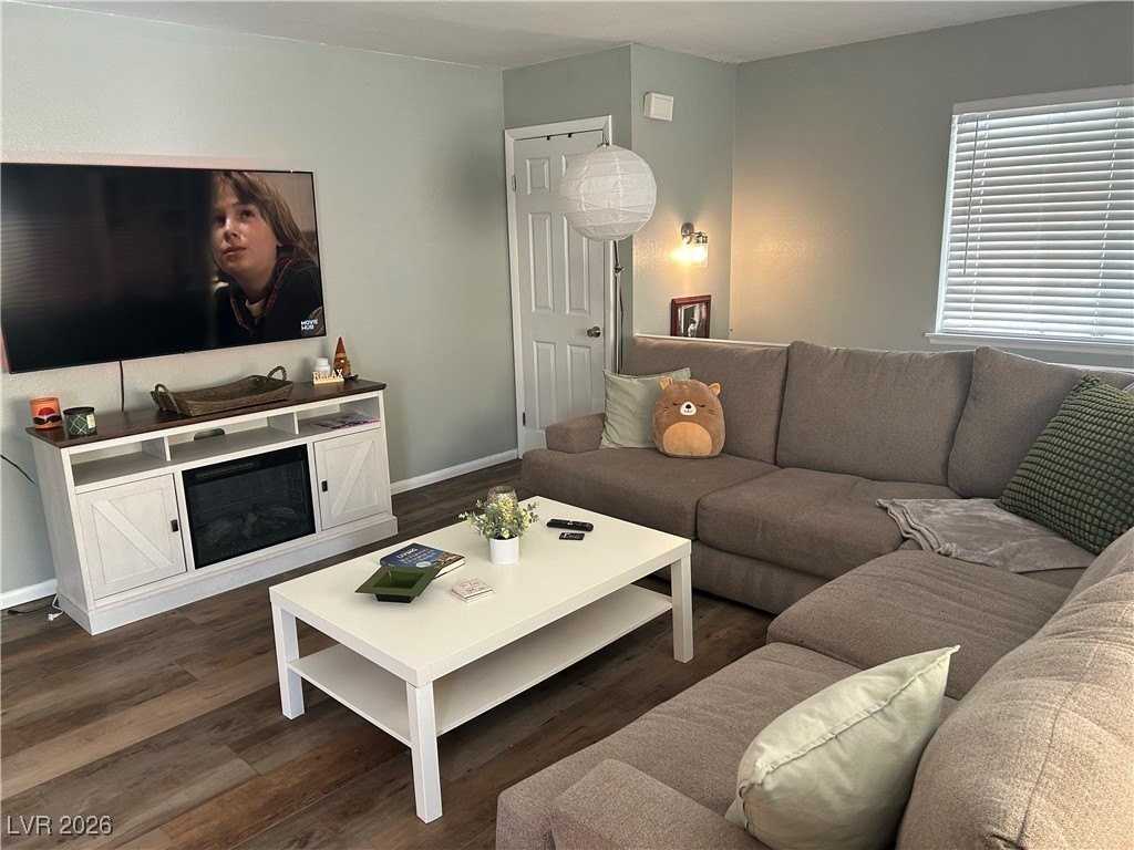 1358 Lorilyn Ave #4 - Photo 2 of 24