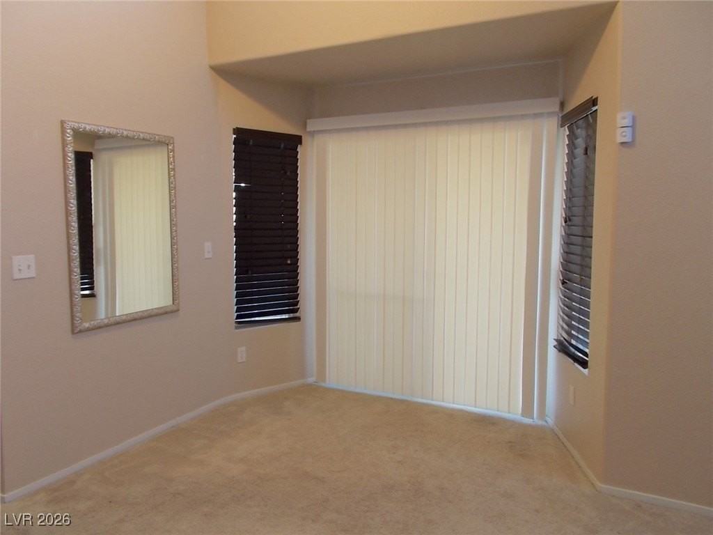 8252 Illusion Ct - Photo 7 of 36