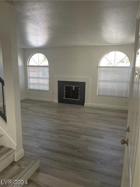 8035 Laurena Ave - Photo 4 of 15