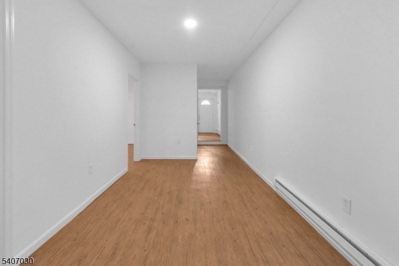 614 Bond St - Photo 3 of 10