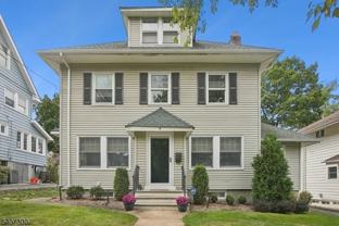 6 Girard Pl - Photo 1 of 1