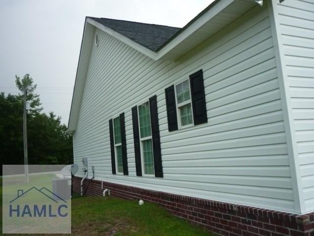 12058 Ga Highway 196 - Photo 4 of 15