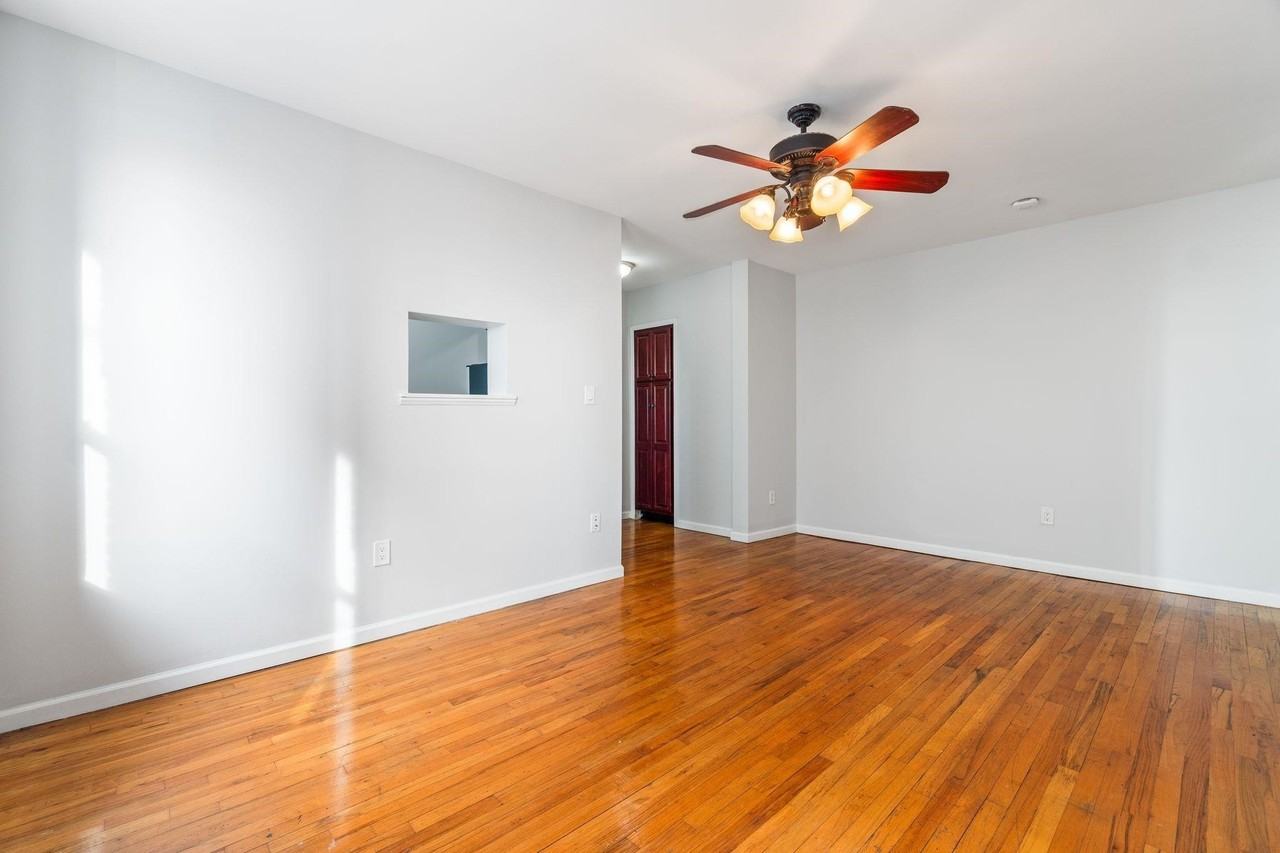 883 Boulevard E #1K - Photo 5 of 18