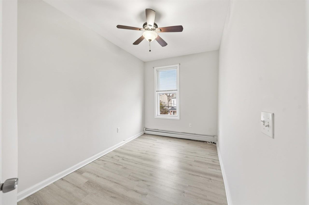 53 Claremont Ave #2 - Photo 5 of 22