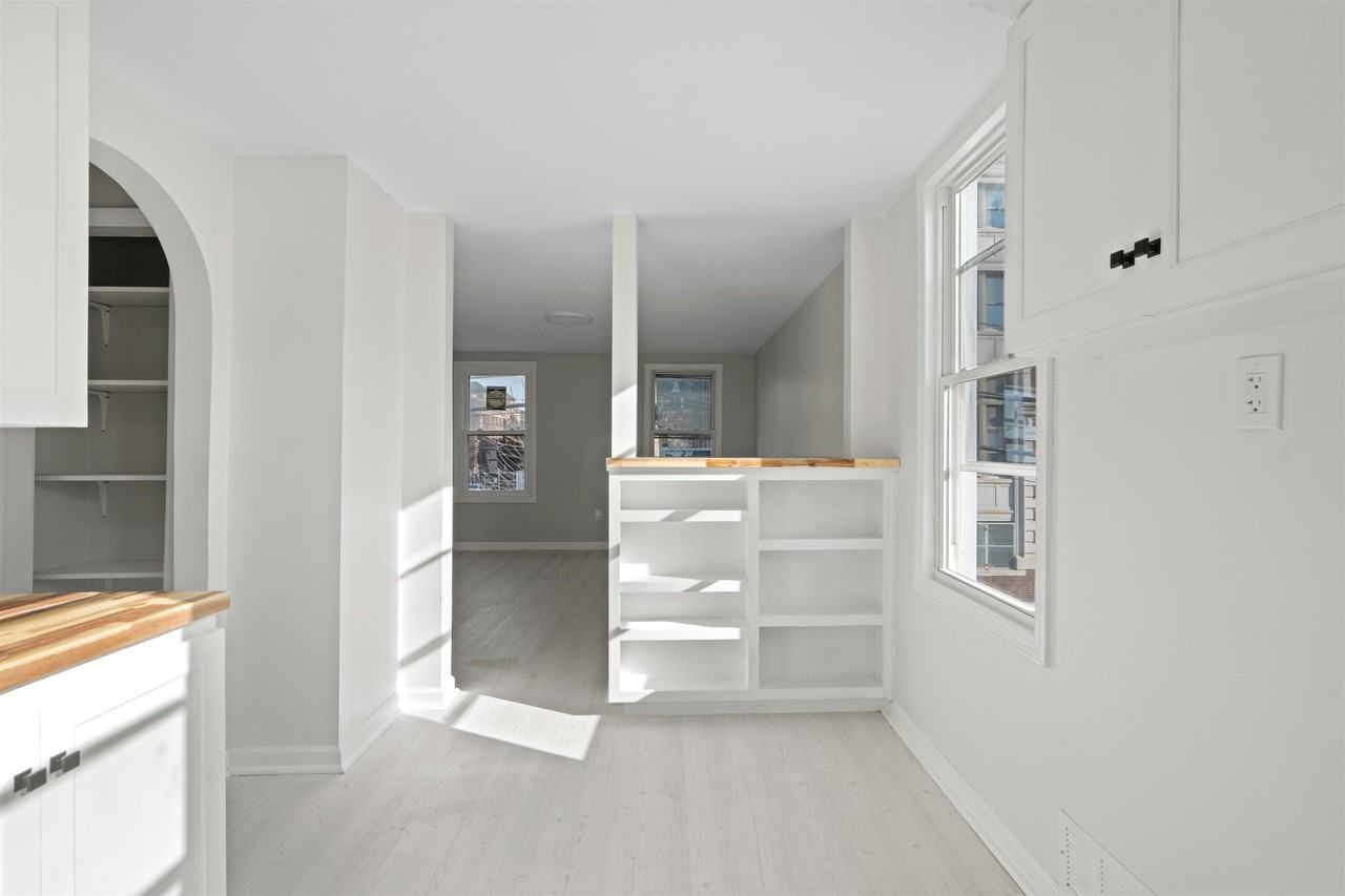 173 Lembeck Ave #2 - Photo 6 of 8