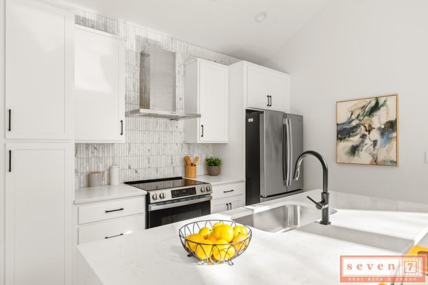 845 Ormewood Ter Se - Photo 3 of 10