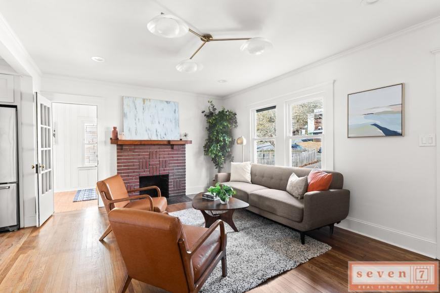 845 Ormewood Ter Se - Photo 3 of 10