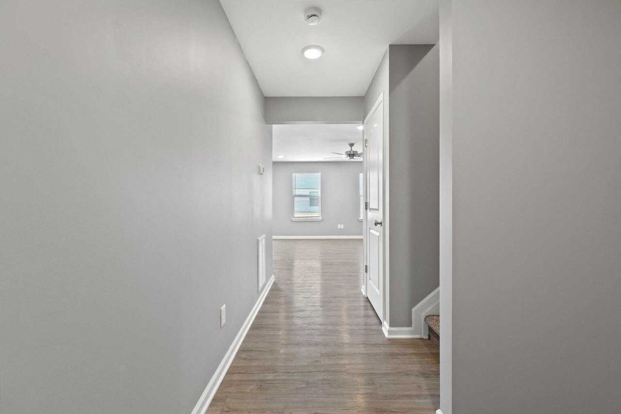 2704 Hailey Rose Way - Photo 2 of 16