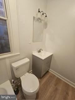 2237 Penrose Ave - Photo 6 of 13