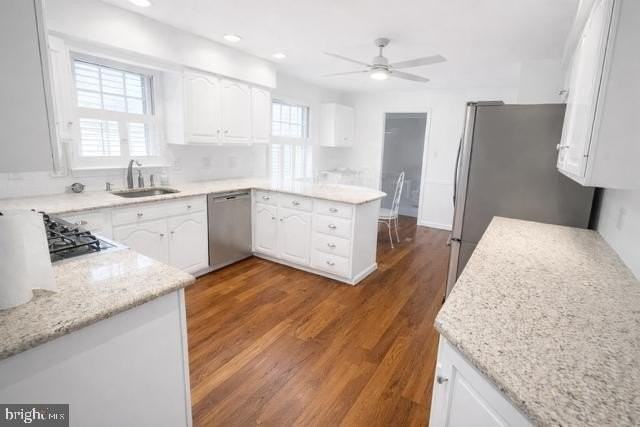 402 Norwood Rd - Photo 7 of 17